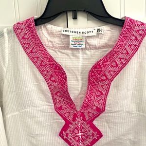 Gretchen Scott white tunic, brilliant pink trim EUC. XS